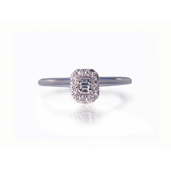 14KW PETITE BAGUETTE RING W/ DIA